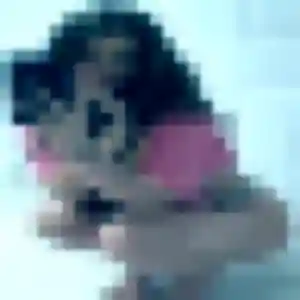 Ursule, 20 ans, connectée à Ajaccio pour un plan cul