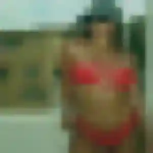 Jade, 21 ans, disponible à Arès pour une rencontre coquine