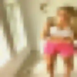 plan cul à Aulnoy-lez-Valenciennes : profil de Yvonne, 28 ans - accès libre