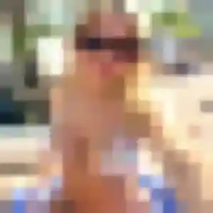 Noura, 44 ans, en ligne à Bondues pour un plan cul