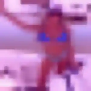 Découvre Barbara, 29 ans à Bormes-les-Mimosas en privé