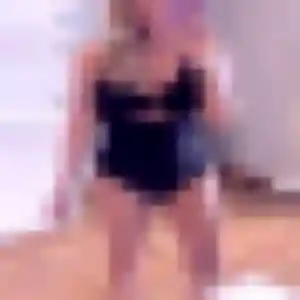 Rejoins Chiara, 22 ans à Bourg-de-Péage en privé