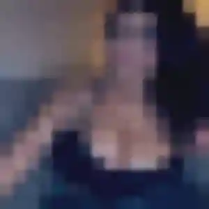 Sexy Margot, 24 ans à Bourg-la-Reine - voir sa photo