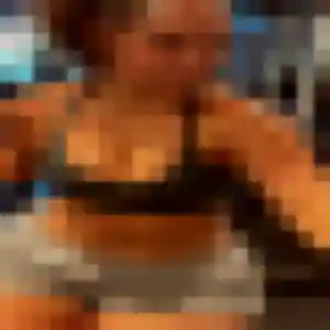 Zina, 26 ans, cherche un plan cul à Brie-Comte-Robert