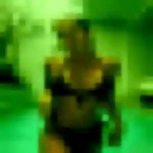 Adelaide (34 ans) à Cachan cherche une rencontre aujourd'hui