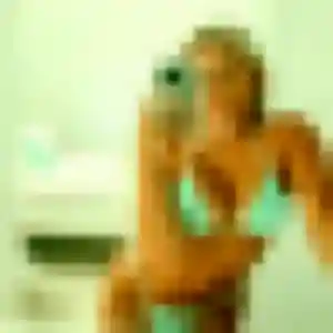 Rencontre Celeste, 29 ans à Caen en privé