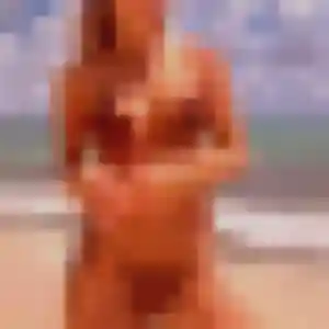 Sexy Louise, 19 ans à Cahors - découvrir son profil
