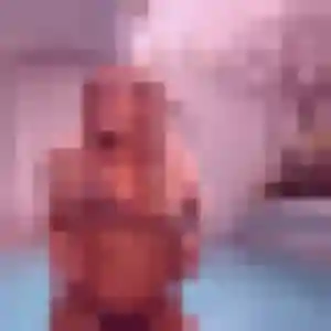 Contacte Stephanie, 20 ans à Cambo-les-Bains en privé