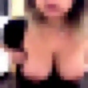 Deborah (20 ans) à Cébazat attend une rencontre ce soir