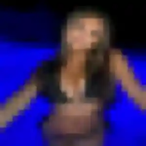 Sexy Axelle, 25 ans à Champagne-au-Mont-d'Or - voir sa photo
