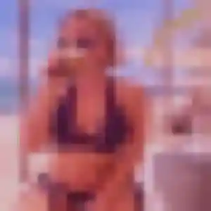 Contacte Erika, 23 ans à Champagnole en t'inscrivant