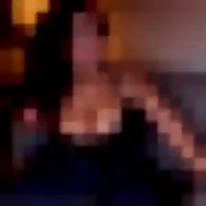 Emma, femme de 28 ans propose plan cul à Chanverrie