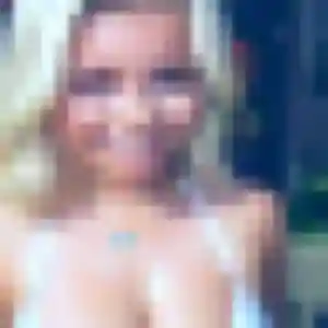 Romina (27 ans) à Châteaubriant cherche un plan cul rapidement