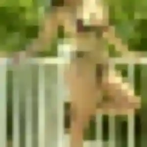 Emeraude, femme de 23 ans cherche plan cul à Châtel-Guyon