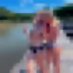Photo privée de Leonore, 32 ans à Cherbourg-en-Cotentin - plan discret