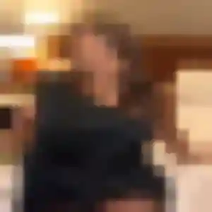 plan cul à Clermont-Ferrand : photo de Jeanne, 22 ans - accès libre