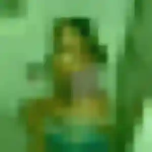 Contacte Helena, 30 ans à Cornebarrieu en privé
