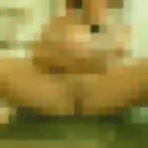 Photo de Myriam à Courthézon (24 ans) - plan cul anonyme