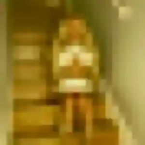 Zoe, 27 ans, en ligne à Coutances pour une rencontre coquine