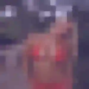 Jolie Estee, 19 ans à Craponne - voir sa photo