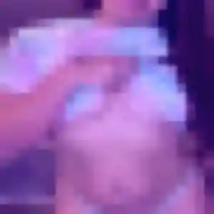 Gilberte, 22 ans, connectée à Kourou pour une rencontre coquine