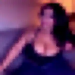 Marie-Cecile, 19 ans, disponible à Kourou pour un plan cul