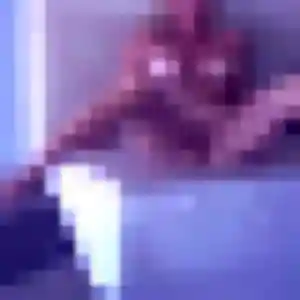 Leonore, fille de 19 ans cherche plan cul à L'Arbresle