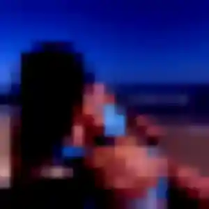 Domitille, femme de 22 ans propose plan cul à La Crau