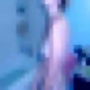 Suzanne, 21 ans, disponible à La Farlède pour une rencontre coquine