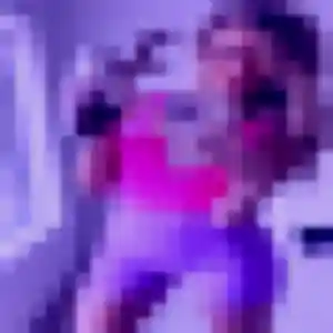 Sexy Laurence, 21 ans à Le Creusot - voir sa photo