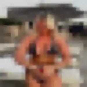 Jolie Urielle, 24 ans à Le Pradet - voir sa photo
