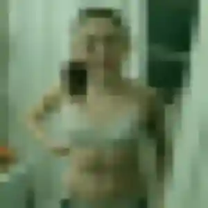 Jolie Anne-Laure, 25 ans à Le Relecq-Kerhuon - voir sa photo