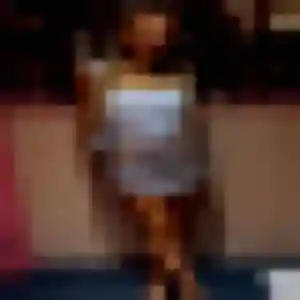 Lucie, 25 ans, en ligne à Les Pennes-Mirabeau pour une rencontre coquine