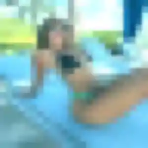 Edith, 19 ans, en ligne à Longvic pour un plan cul