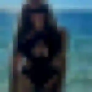 Contacte Laura, 24 ans à Magny-les-Hameaux en t'inscrivant