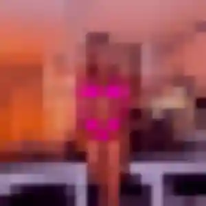 Belle Aurelie, 32 ans à Melun - la contacter