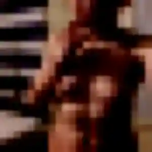Virginie, 21 ans, connectée à Montauban pour une rencontre coquine