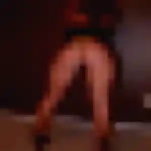 Photo perso de Nora, 30 ans à Morières-lès-Avignon - rencontre coquine
