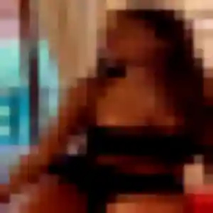 Maelys (19 ans) à Nandy cherche une rencontre rapidement