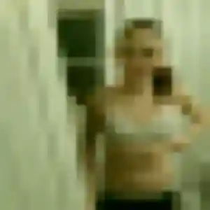 Rejoins Brune, 32 ans à Pau gratuitement