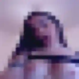 Giulia, 45 ans, connectée à Pontoise pour une rencontre coquine