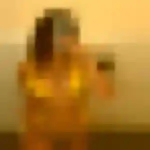 Rejoins Melanie, 31 ans à Port-Saint-Louis-du-Rhône gratuitement