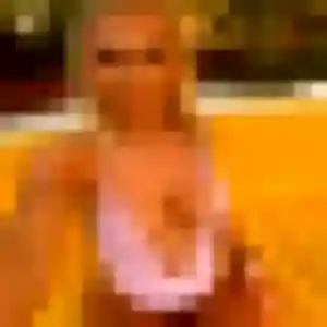 Découvre Oceane, 27 ans à Pouzauges en privé