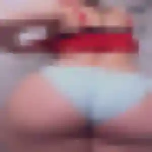Ophelie (45 ans) à Saint-Genis-les-Ollières propose une rencontre rapidement