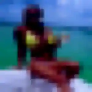 Profil de Zina à Saint-Gilles-Croix-de-Vie (29 ans) - plan cul discret