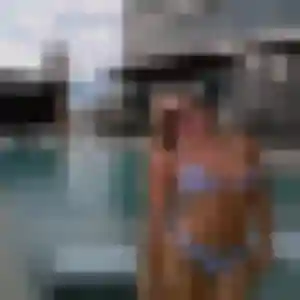 Geneve, 37 ans, en ligne à Saint-Jean-de-Monts pour une rencontre coquine