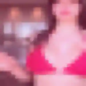 Contacte Valentine, 24 ans à Saint-Malo en t'inscrivant