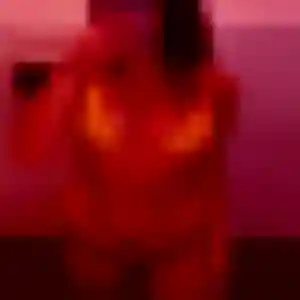 Anna, 23 ans, disponible à Saint-Max pour un plan cul