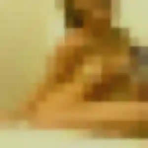 Photo sexy de Lou-Anne, 20 ans à Saint-Pierre - plan discret