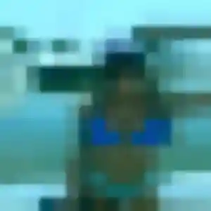 Caroline, 21 ans, cherche un plan cul à Saint-Pol-de-Léon
